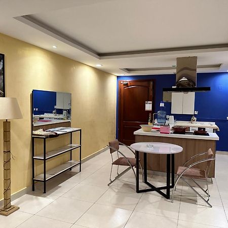 Sunset Luxury Gold Crest Mall Residency Lahore Exteriér fotografie