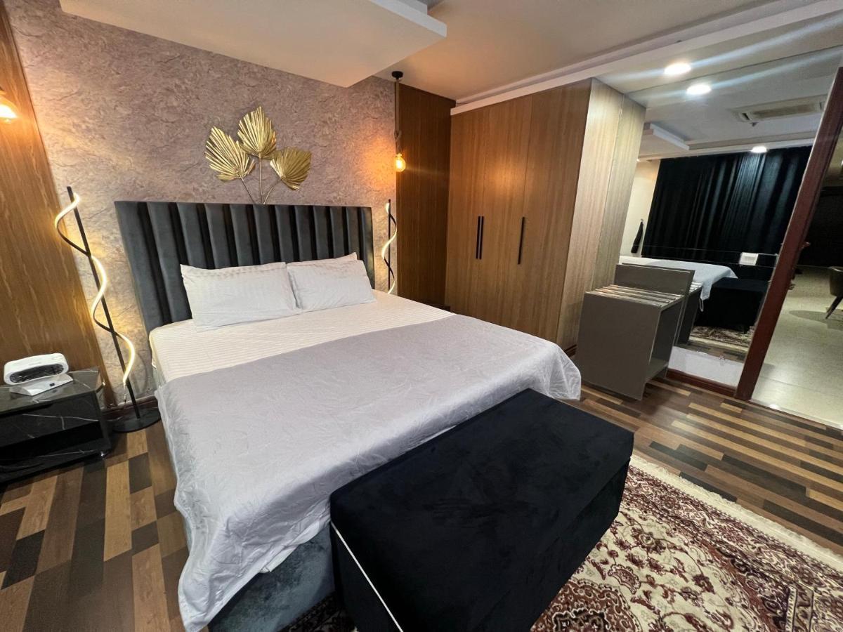 Sunset Luxury Gold Crest Mall Residency Lahore Exteriér fotografie