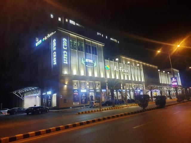 Sunset Luxury Gold Crest Mall Residency Lahore Exteriér fotografie